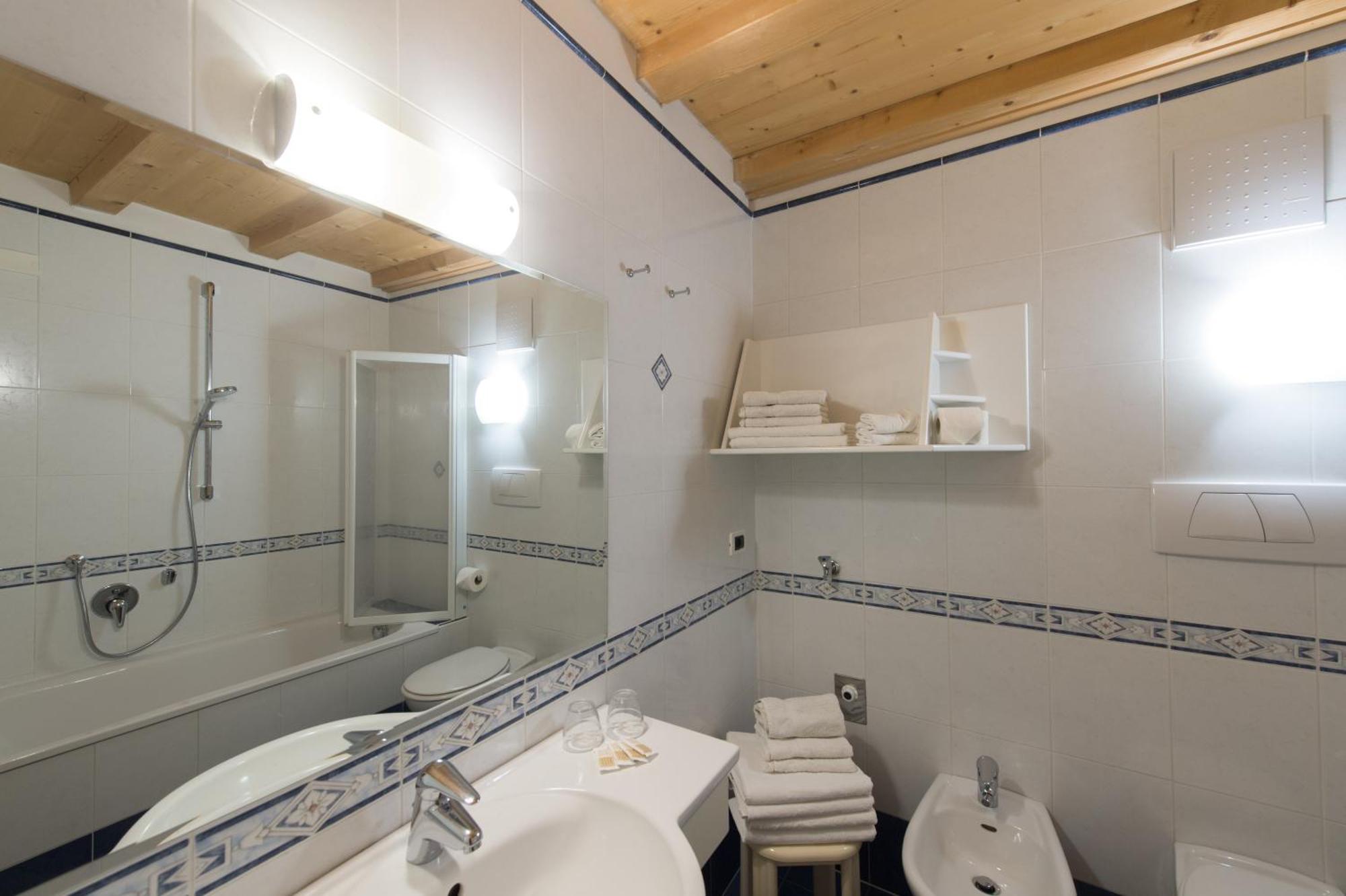 L'Grof - Al Conte Apartman San Martino in Badia Kültér fotó