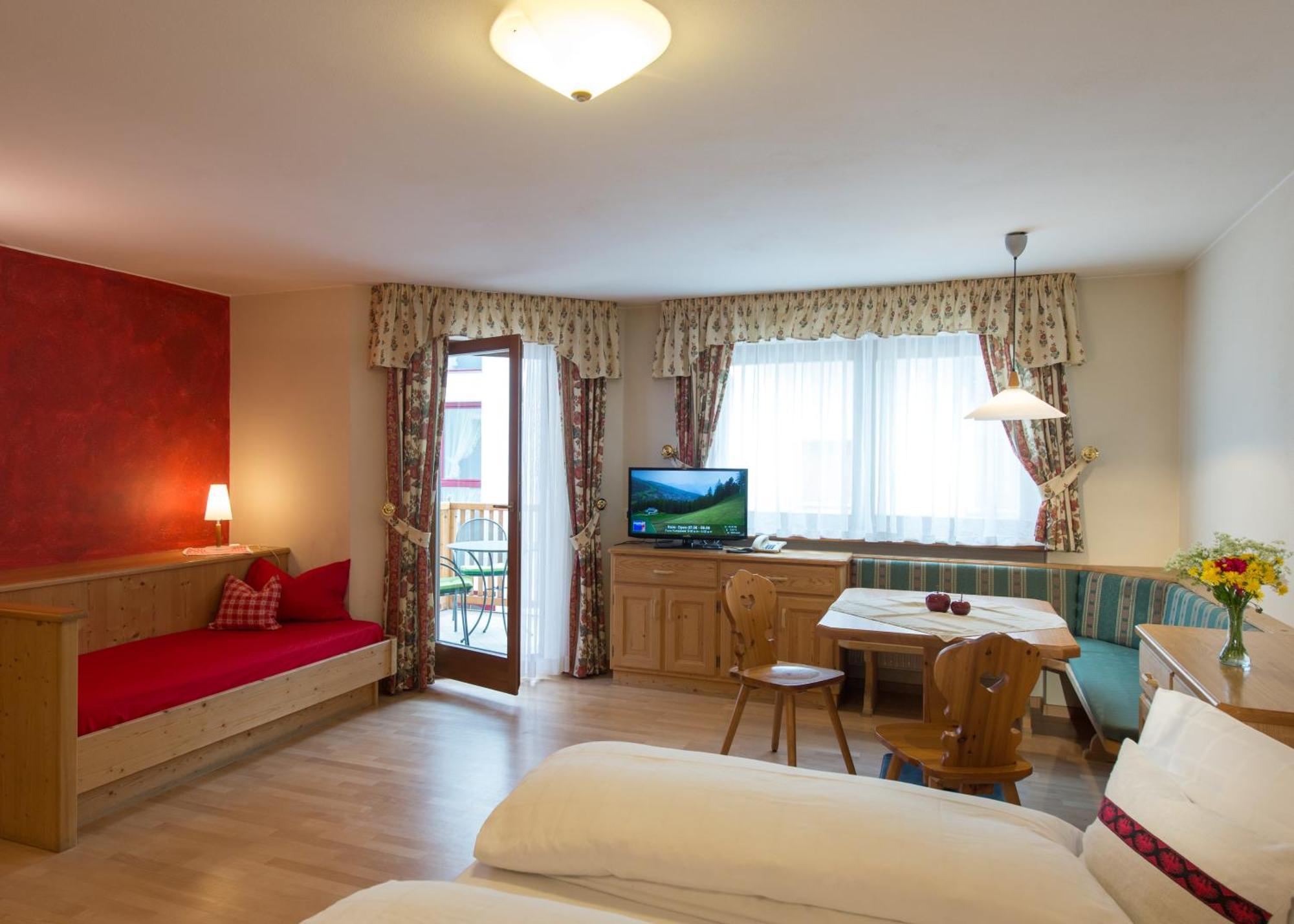 L'Grof - Al Conte Apartman San Martino in Badia Kültér fotó